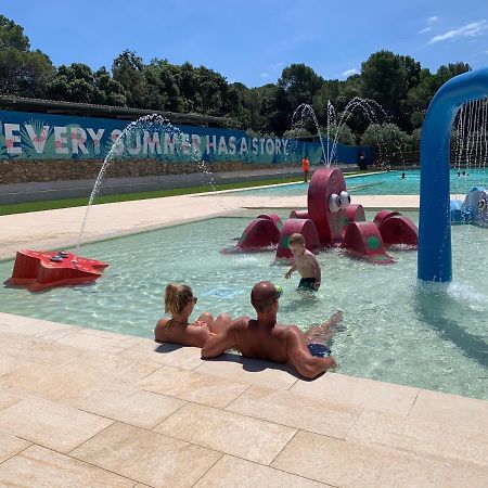 Camping Resort-Bungalow Park Mas Patoxas パルス エクステリア 写真