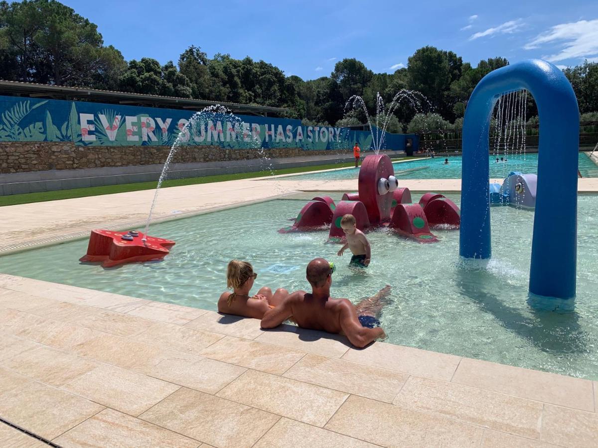 Camping Resort-Bungalow Park Mas Patoxas パルス エクステリア 写真