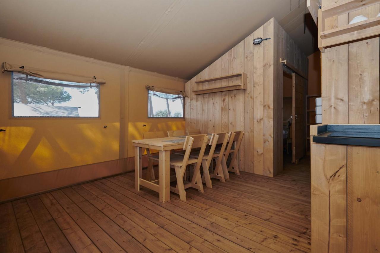 Camping Resort-Bungalow Park Mas Patoxas パルス エクステリア 写真