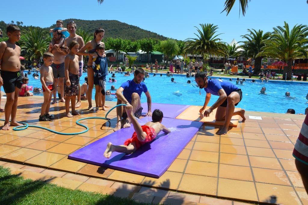Camping Resort-Bungalow Park Mas Patoxas パルス エクステリア 写真