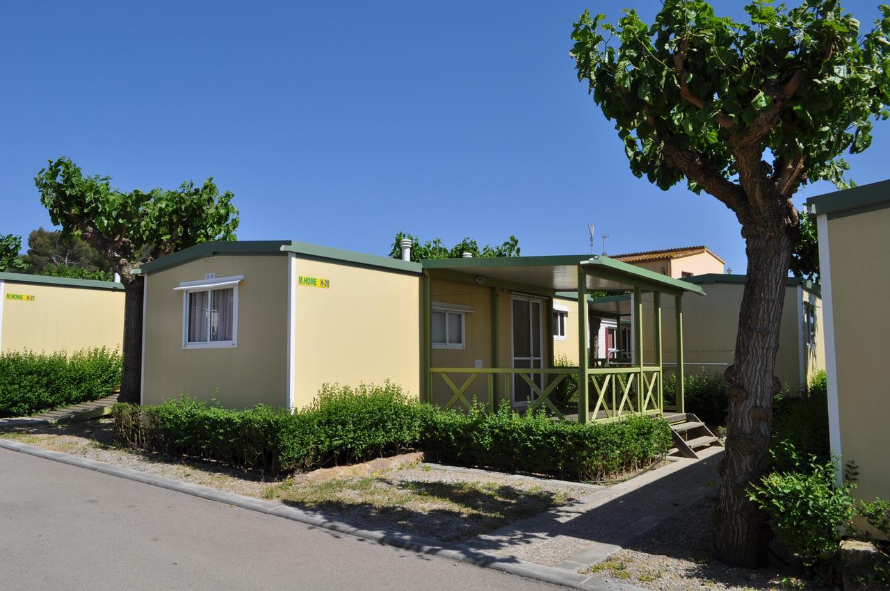 Camping Resort-Bungalow Park Mas Patoxas パルス エクステリア 写真