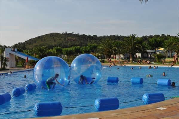 Camping Resort-Bungalow Park Mas Patoxas パルス エクステリア 写真